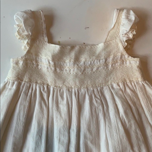 Spanish Flower Girl Dress w/lace - Picture 3 of 9